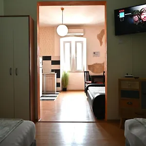  Gostinjska kuća Ivana
